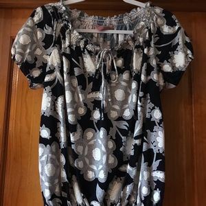 Ladies SJS Navy & Grey Blouse Top
Size Medium 8 - 10
Stretch